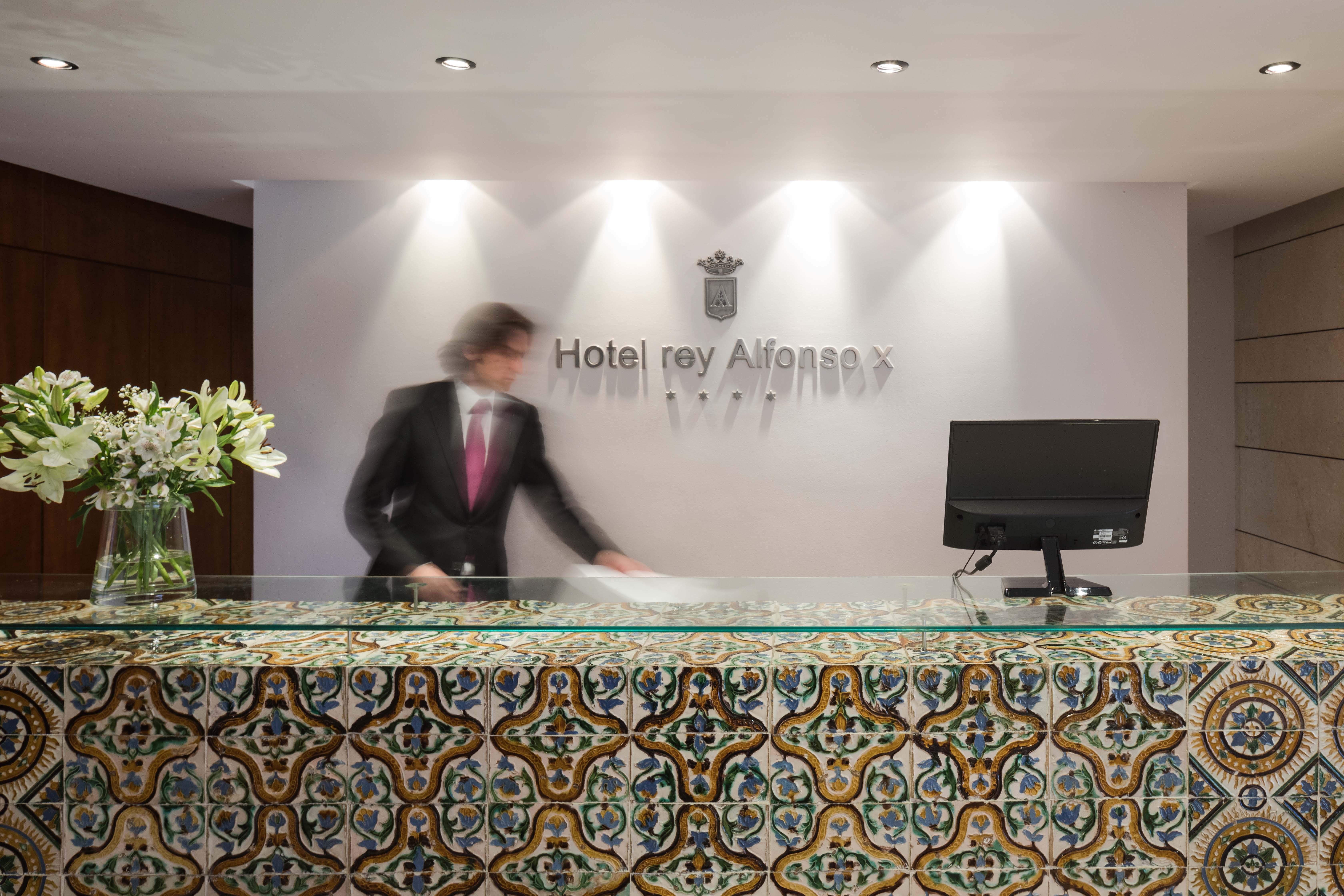 Hotel Rey Alfonso X Seville