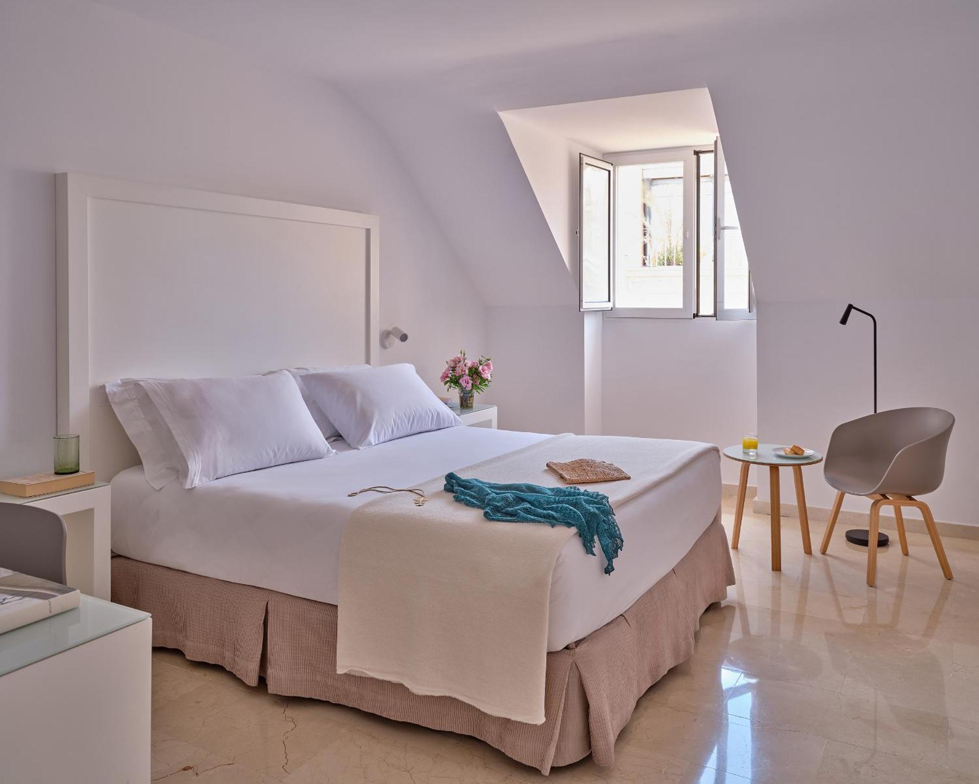 Rey Alfonso X Hotel 4*